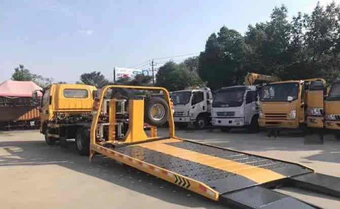 兴庆区汽车中途维修案例